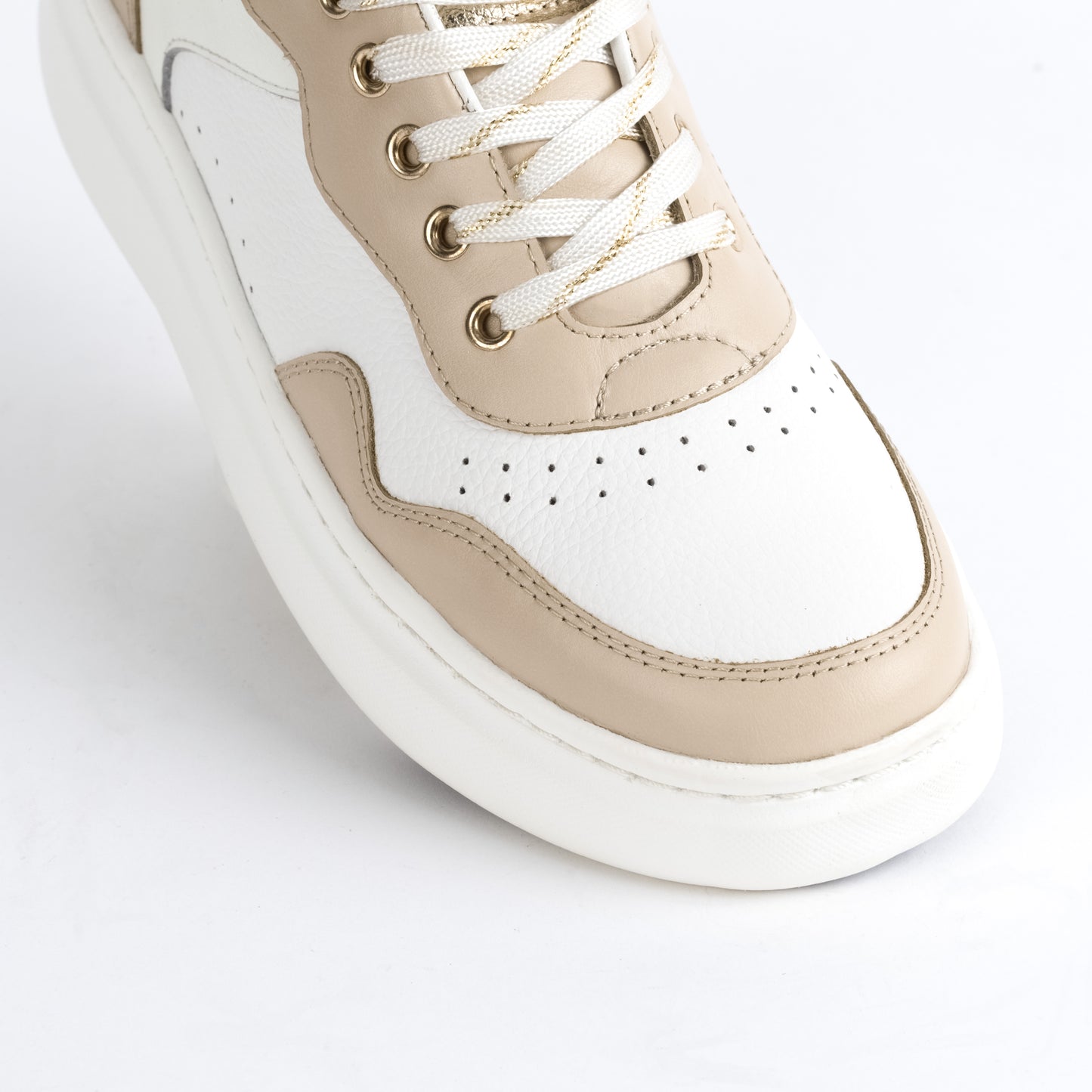 Zapatilla Blanca de Cuero - Lisboa
