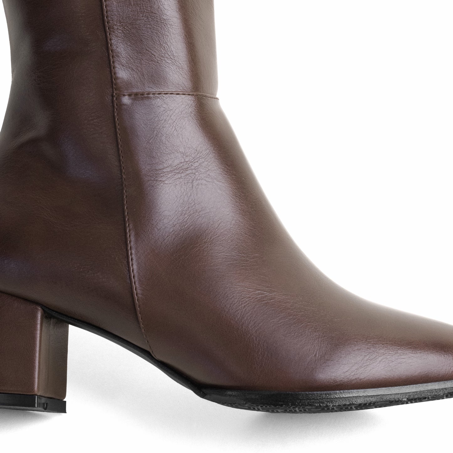 Bota Alta para Mujer –  Kiara 06 Marrón