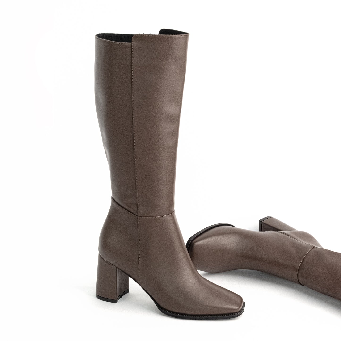 Bota Alta Punta Cuadrada para Mujer –  Tara 01 Chocolate