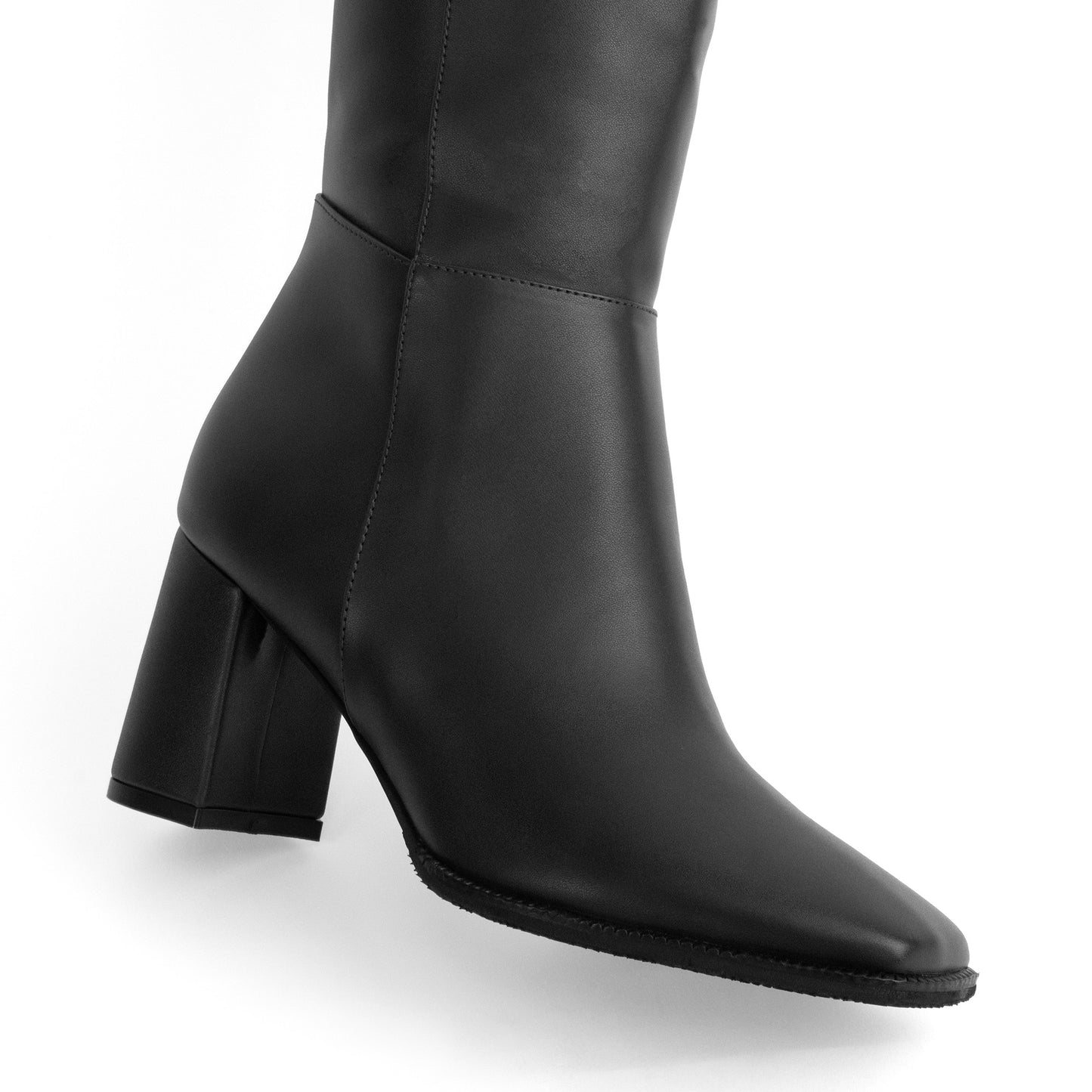 Bota Alta Punta Cuadrada para Mujer –  Tara 01 Negro
